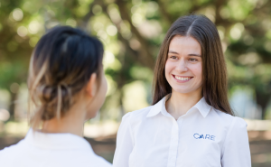 can a speech pathologist diagnose autism?